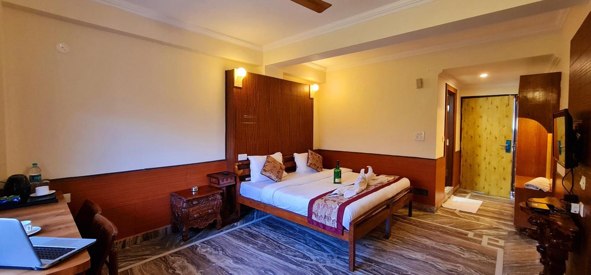 Hotel Samdupling Himalayan Brothers Dharamshala Rum bild